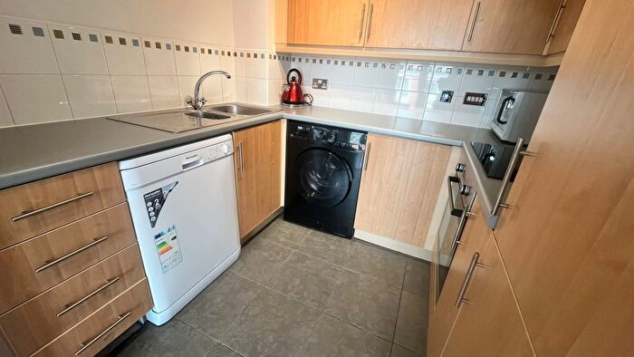 2 Bedroom Property To Rent In Bath Row, Birmingham, B15