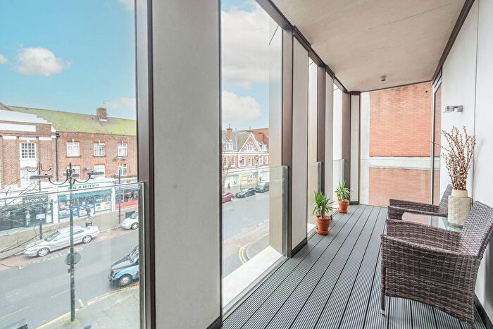 2 Bedroom Flat To Rent In College Road, Harrow, HA1