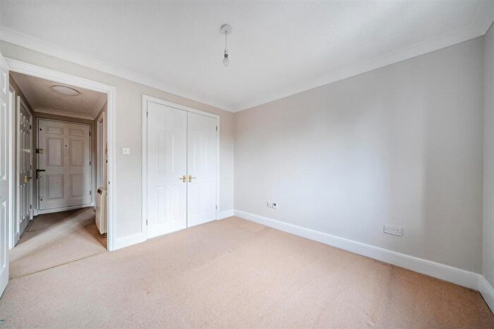 1 Bedroom Apartment To Rent In Mount Hermon Road, Woking, GU22