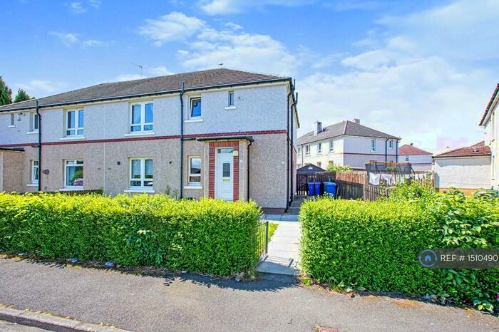 3 Bedroom Flat To Rent In Pollok, Glasgow, G53