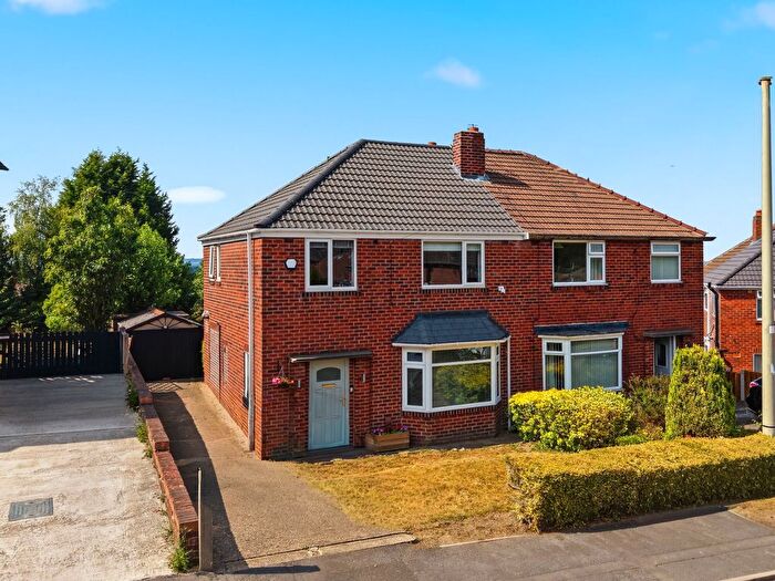 3 Bedroom Semi-Detached House For Sale In Allendale Road, Rotherham, S65