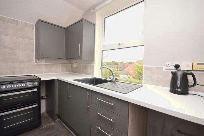 2 Bedroom Apartment To Rent In Bath Road, Kettering, NN16