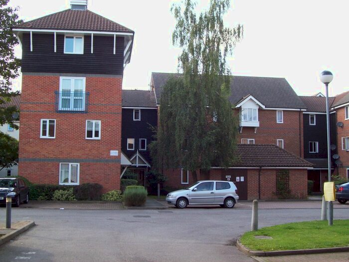 2 Bedroom Flat To Rent In Mandeville Court, London E4