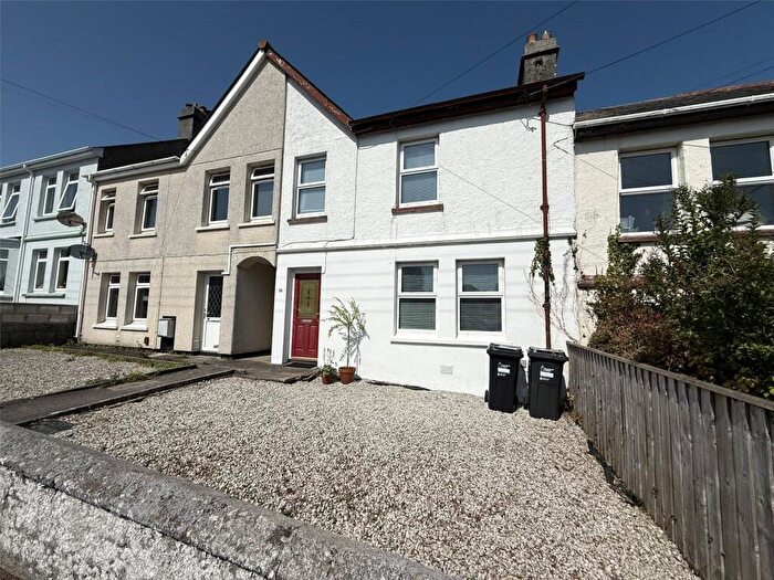 3 Bedroom Terraced House For Sale In Trenovissick Road, Par, PL24