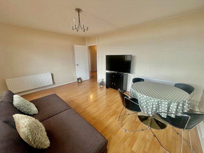 2 Bedroom Flat To Rent In Woolwich Dockyard, SE18