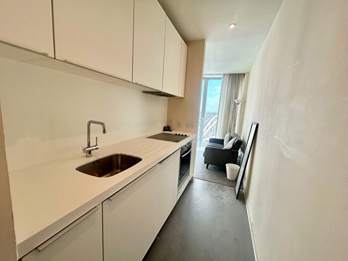 Studio To Rent In New Street, Birmingham, B2