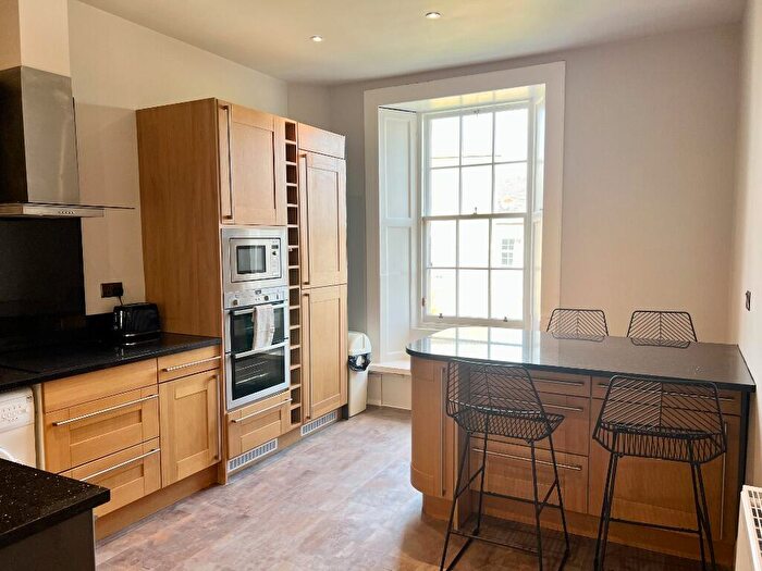 4 Bedroom Flat To Rent In West Preston Street, Newington, Edinburgh, EH8