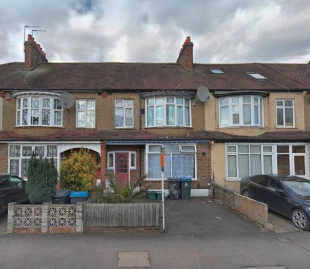 3 Bedroom Property To Rent In Burlington Road, New Malden, KT3