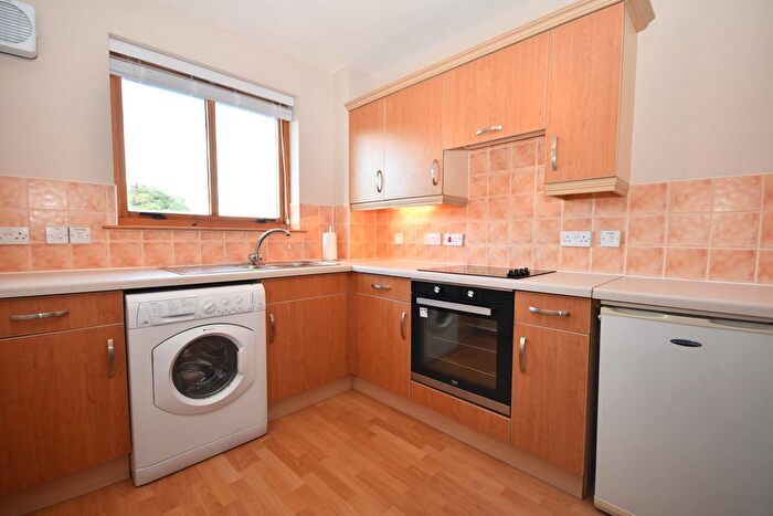 2 Bedroom Flat To Rent In Diriebught Road, Inverness, IV2