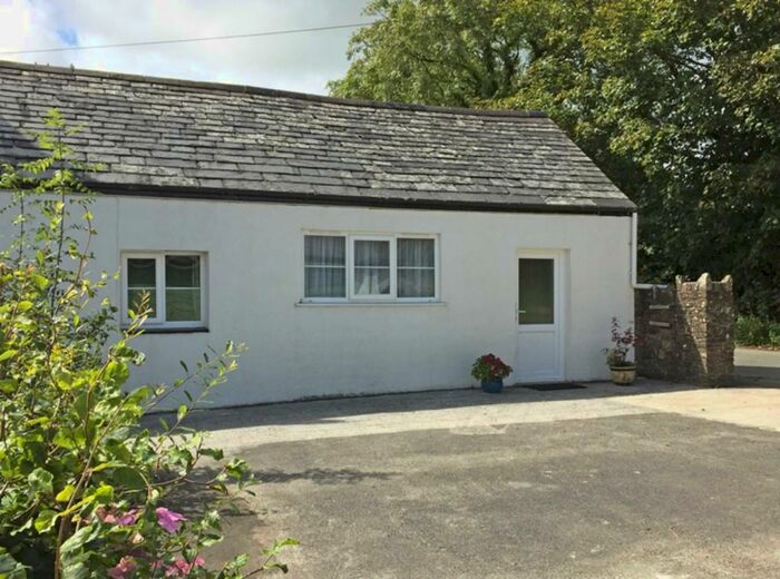 1 Bedroom Bungalow To Rent In Sutcombe, Holsworthy, EX22
