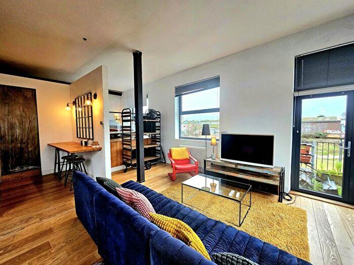 1 Bedroom Apartment For Sale In Paintworks, Arnos Vale, Bristol, BS4