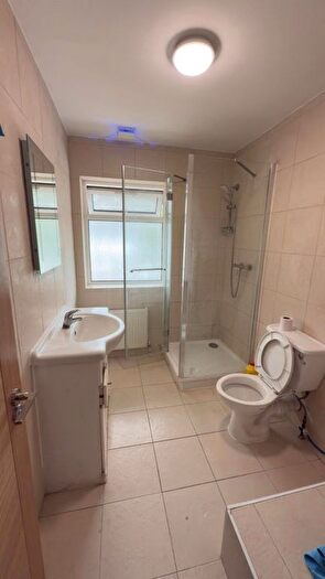 1 Bedroom Studio To Rent In Old Rectory Gardens, Edgware, HA8