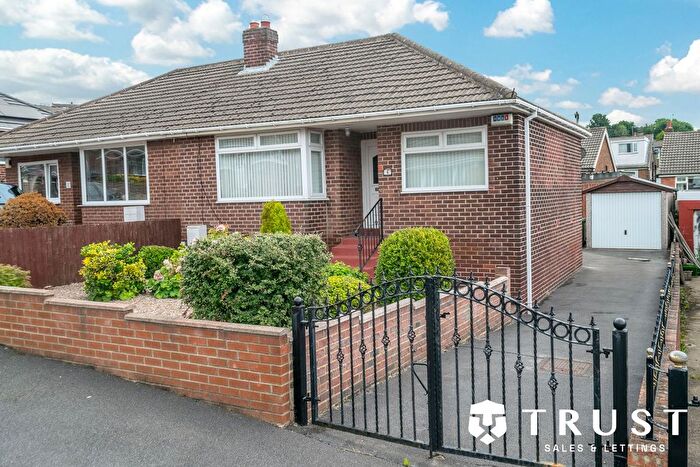 2 Bedroom Semi-Detached House For Sale In Hollins Avenue, Dewsbury, WF13