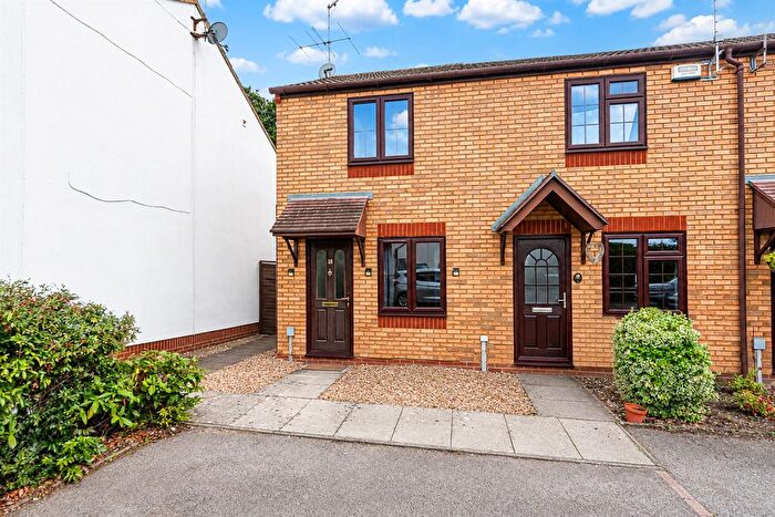 1 Bedroom Terraced House To Rent In Hepworth Croft, College Town, Sandhurst, GU47