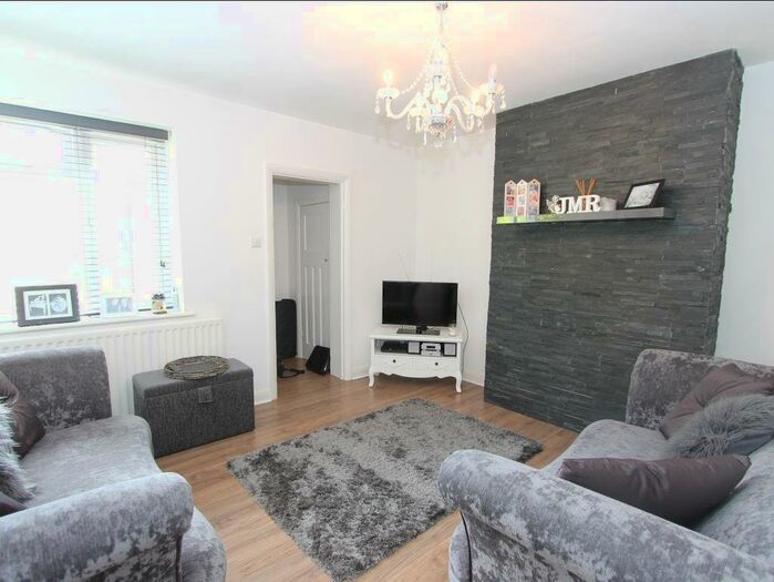 2 Bedroom Maisonette To Rent In Tudor Drive, Morden, SM4
