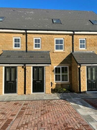 3 Bedroom Terraced House For Sale In Netherton Moor Road, Huddersfield, HD4