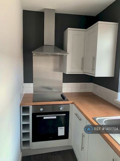 1 Bedroom Flat To Rent In Cromwell Road, Grimsby, DN31