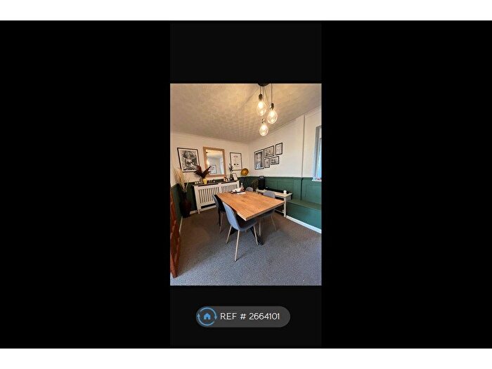 3 Bedroom Terraced House To Rent In Doncaster, Doncaster, DN12