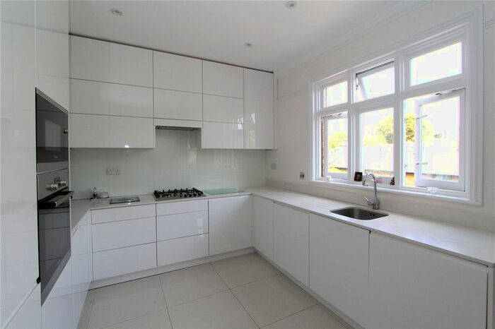 3 Bedroom Maisonette To Rent In Hart Grove, Ealing, London, W5