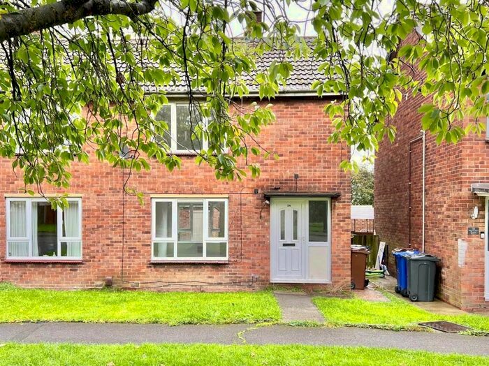 2 Bedroom Semi-Detached House To Rent In Silkstone View, Hoyland, Barnsley, S74