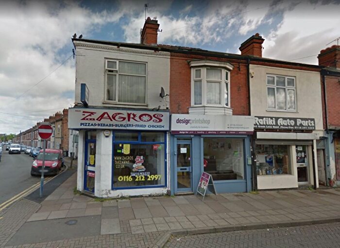 3 Bedroom Flat To Rent In Flat, Green Lane Road, LE5