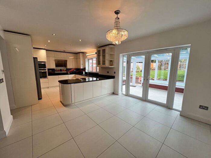 4 Bedroom Semi Detached House For Sale In Swiss Avenue, Watford, WD18