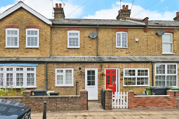 2 Bedroom Terraced House For Sale In Rumbold Road, Hoddesdon, EN11