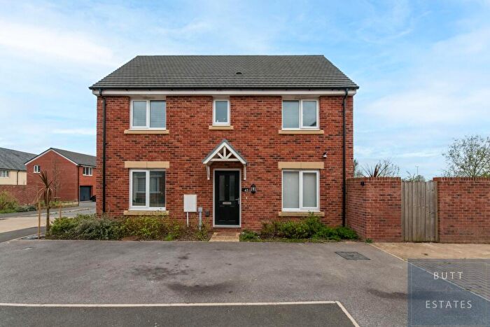 3 Bedroom Detached House For Sale In Horsewell Road, Exeter, EX5