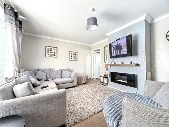 3 Bedroom Semi-Detached House For Sale In Hillsyde Crescent, Thornley, Durham, Durham, DH6