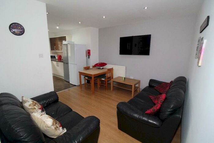 4 Bedroom Terraced House To Rent In Jemmett Street, Preston, Lancashire, PR1