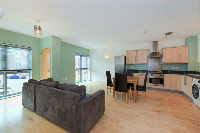 2 Bedroom Apartment To Rent In Portland Square, Nottingham, NG7