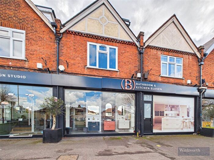 2 Bedroom Flat To Rent In Fleece Road, Long Ditton, Surbiton, Surrey, KT6