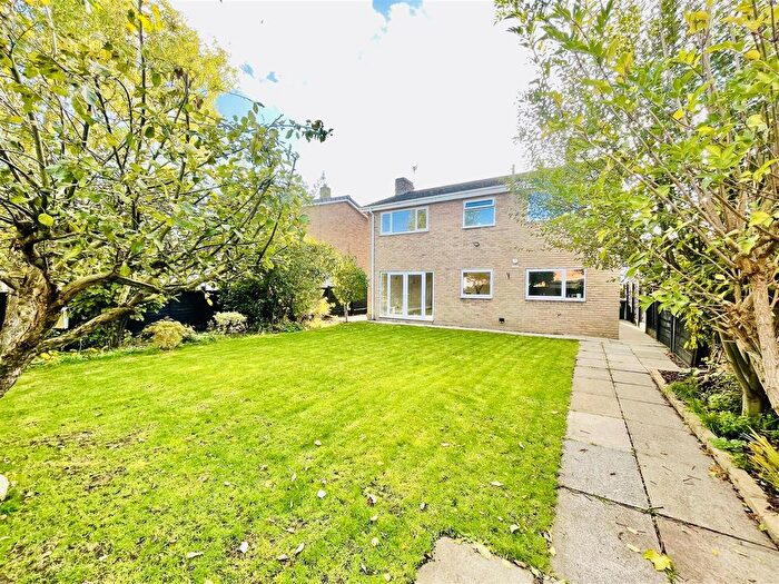 4 Bedroom Detached House For Sale In Beechwood Drive, Wincham, Northwich, CW9