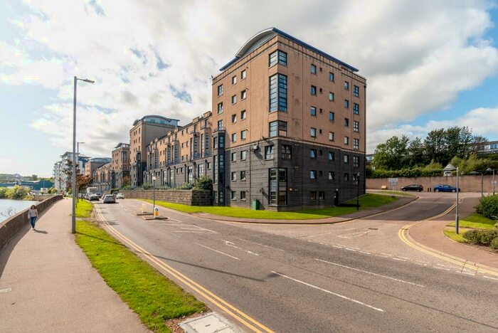 2 Bedroom Flat To Rent In Riverside Drive, Aberdeen, AB11