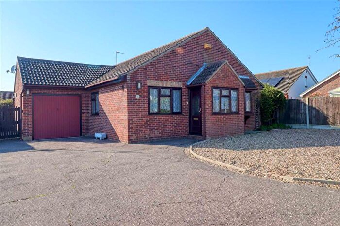 3 Bedroom Bungalow For Sale In Stoke Ash Close, Clacton On Sea, CO16