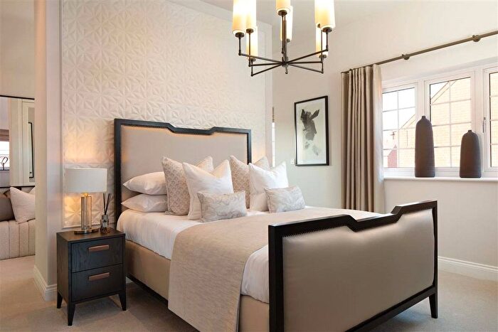 5 Bedroom Detached House For Sale In Hayfield Lodge, Over, Cambridge, CB24