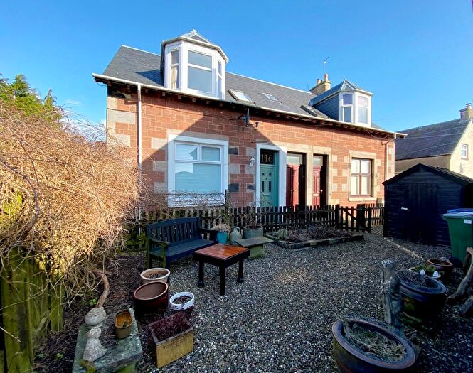 2 Bedroom Flat For Sale In , South Street, Milnathort, KY13