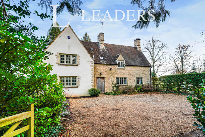 4 Bedroom House To Rent In Coates, GL7