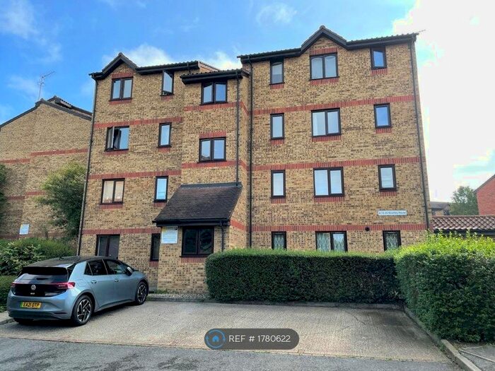 1 Bedroom Flat To Rent In Grantley House, London, SE14