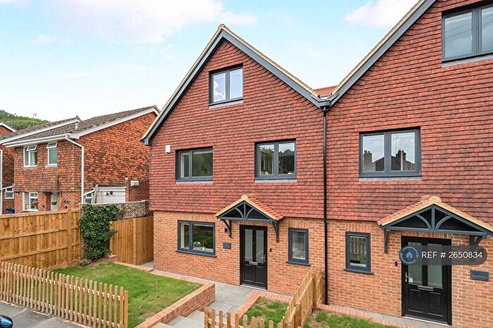 3 Bedroom Semi-Detached House To Rent In Hawthorn, Guildford, GU5