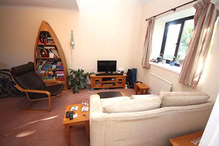 3 Bedroom Flat For Sale In Princes Risborough, HP27