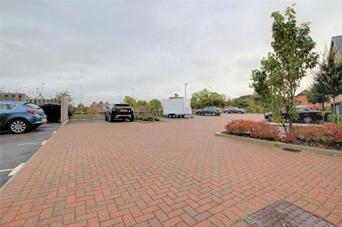 2 Bedroom Apartment To Rent In Tidman Road, Reading, RG2