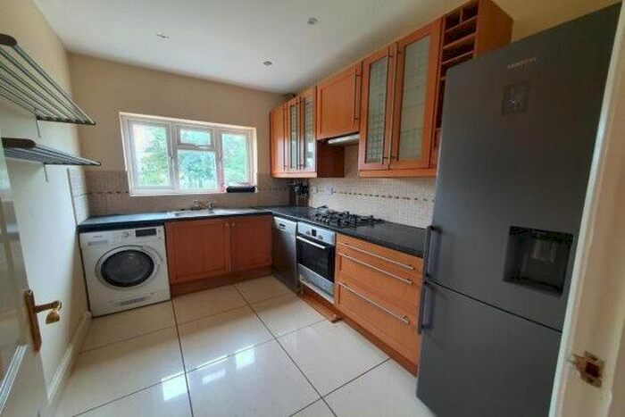 4 Bedroom Property To Rent In Ingram Road, Thornton Heath, CR7