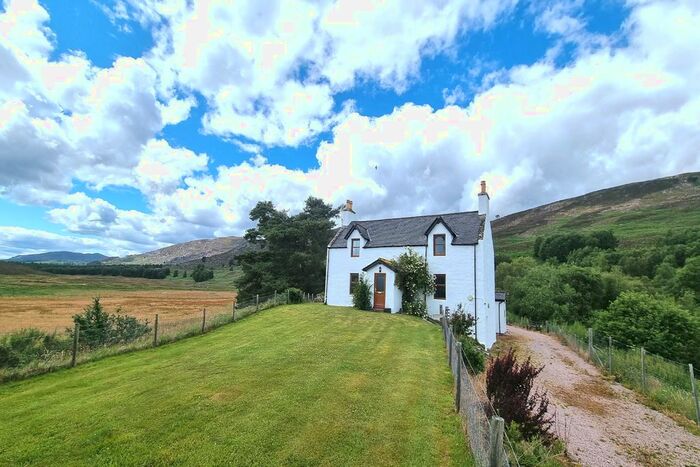 4 Bedroom Detached House For Sale In Inverdruie, Aviemore, PH22