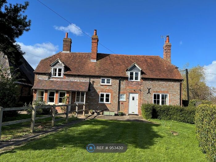 2 Bedroom Semi-Detached House To Rent In Leckhampstead, Newbury, RG20