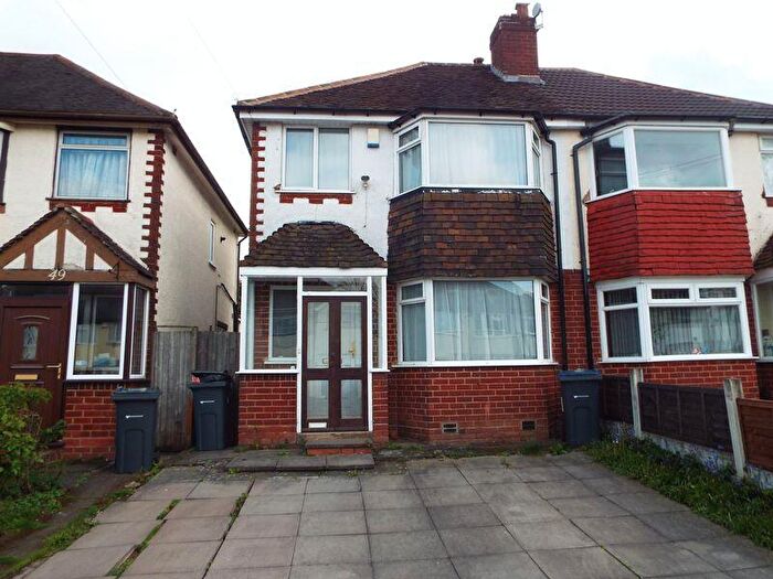 3 Bedroom Semi-Detached House To Rent In Strathdene Road, Selly Oak, Birmingham, B29