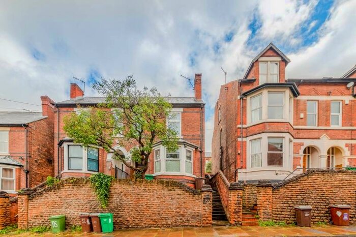 6 Bedroom Semi-Detached House To Rent In Seely Road, Lenton, Nottingham, NG7