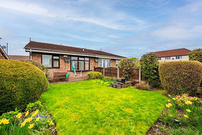 1 Bedroom Semi-Detached Bungalow For Sale In Fleming Way, Flanderwell, Rotherham, S66