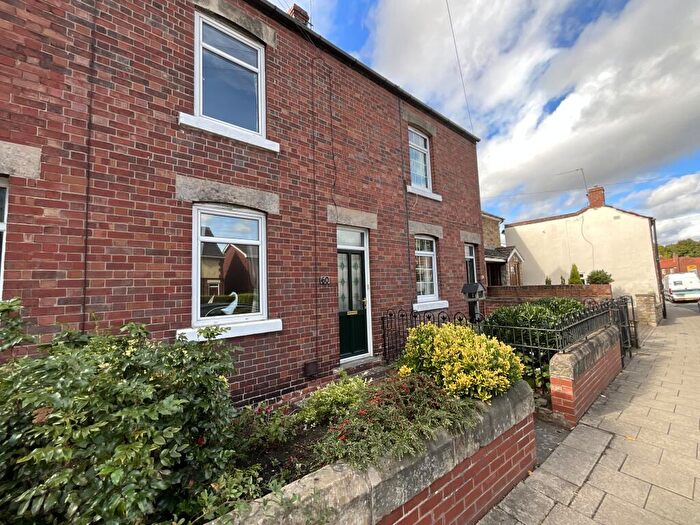 3 Bedroom Terraced House For Sale In Castlegate, Tickhill, Doncaster, DN11