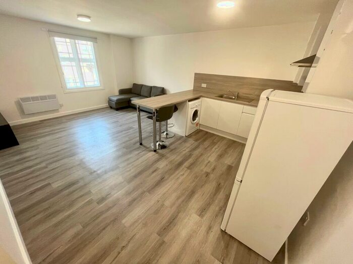 2 Bedroom Apartment To Rent In Rockingham Street, Sheffield, S1